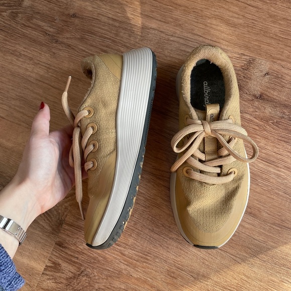 Allbirds Womens Wool Runner Protect Sneakers Tan Size 6.5 Business Casual Office - Picture 3 of 7